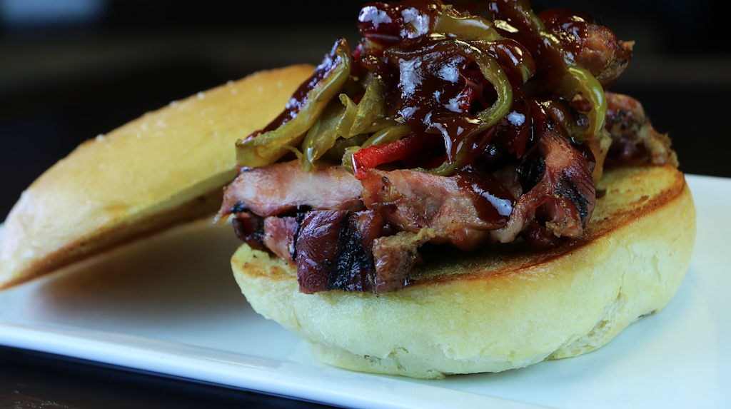 Steak and Stone Steakhouse & BBQ | restaurant | 2503, 2613 N Thunderbird Cir, Mesa, AZ 85215, USA | 4808306100 OR +1 480-830-6100