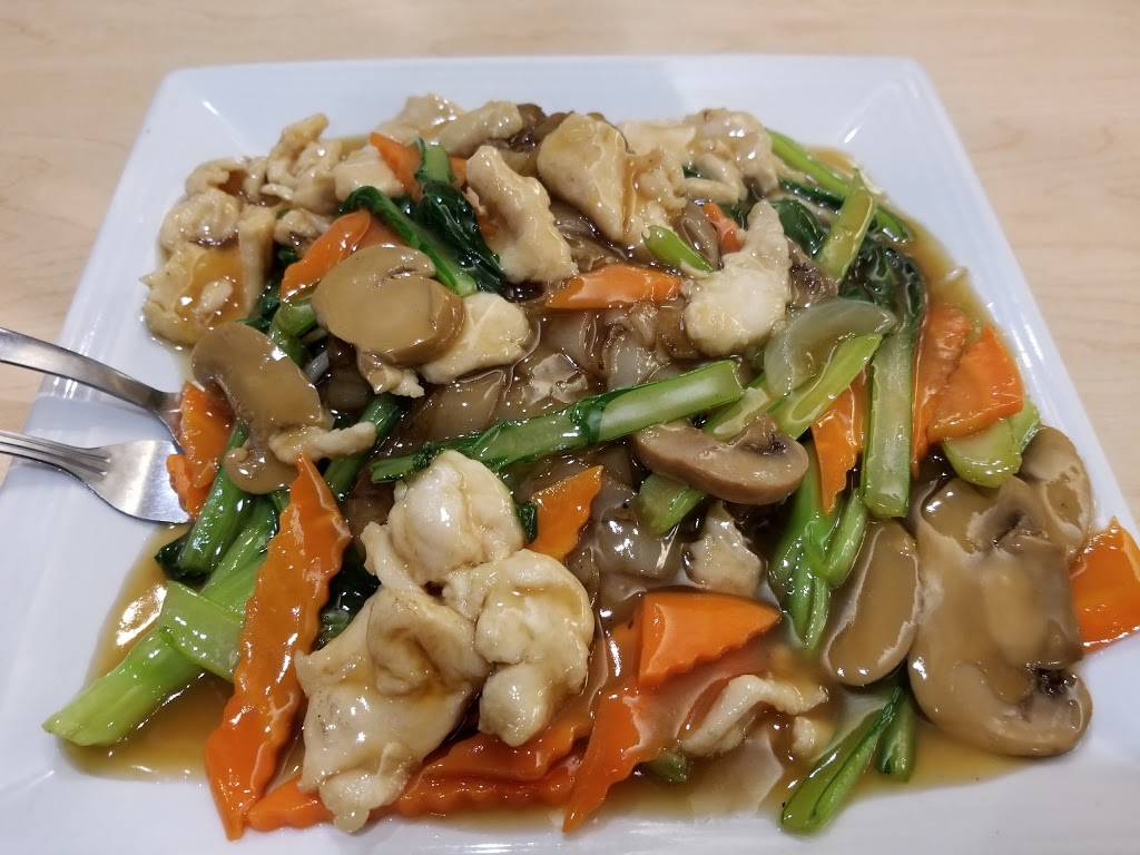 Nha Hang Quoc Te Restaurant | restaurant | 4448 University Ave, San Diego, CA 92105, USA | 6192819999 OR +1 619-281-9999