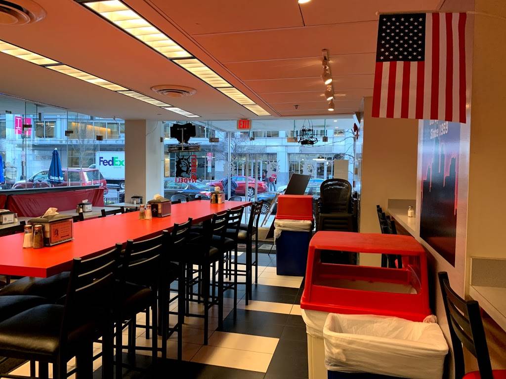 Loebs NY Deli | restaurant | 1712 I St NW, Washington, DC 20006, USA | 2029655632 OR +1 202-965-5632