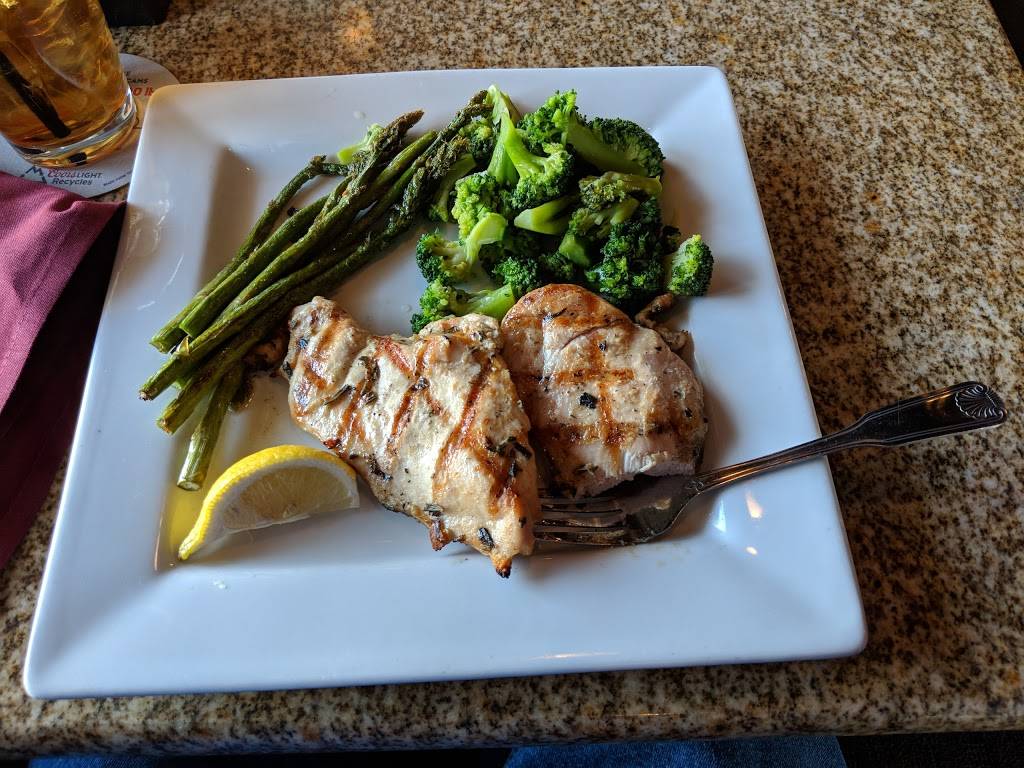 Atlantic Grille | restaurant | 3531 John Simmons St D-05, Frederick, MD 21704, USA | 3018105220 OR +1 301-810-5220