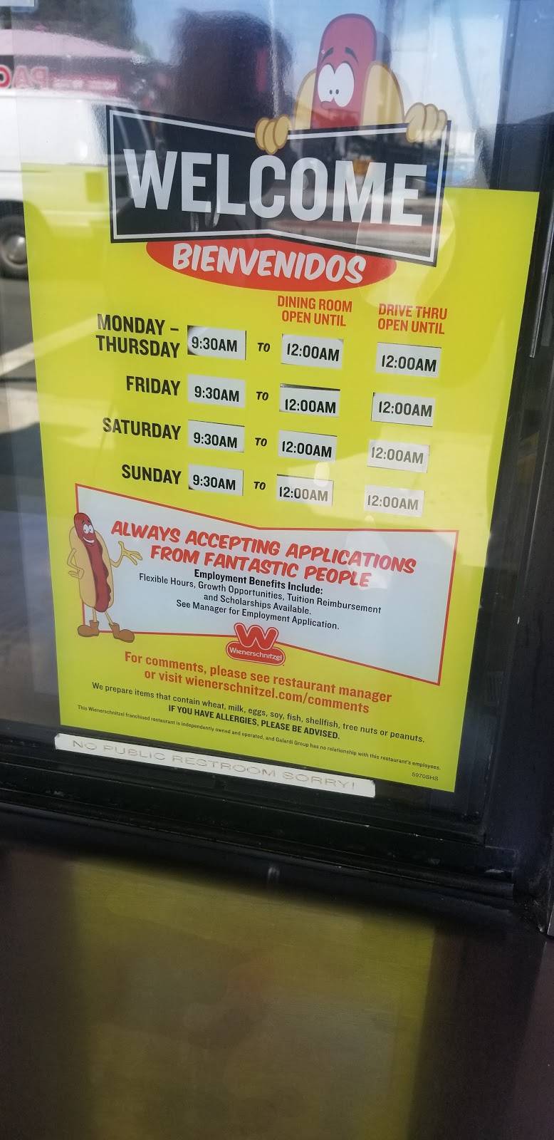 Wienerschnitzel | restaurant | 13852 Harbor Blvd, Garden Grove, CA 92840, USA | 7145548640 OR +1 714-554-8640