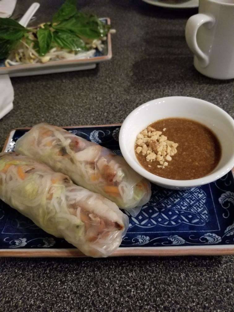 Oh Basil | restaurant | 1910 St Laurent Blvd, Ottawa, ON K1G 1A4, Canada | 6135213301 OR +1 613-521-3301