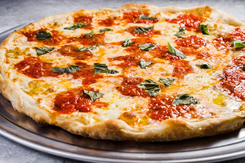 Sforno Pizza & Cafe | cafe | 2393 Broadway, New York, NY 10024, USA | 6465901269 OR +1 646-590-1269