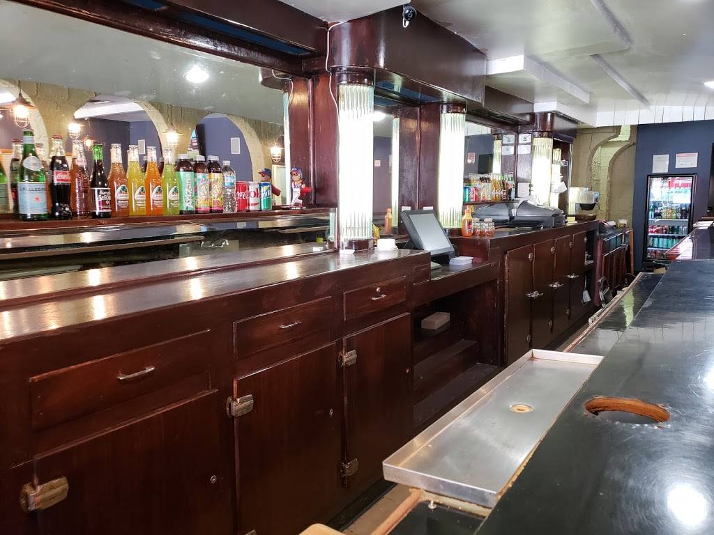 Patinos Grill | restaurant | 3109 W Irving Park Rd, Chicago, IL 60618, USA | 7732809562 OR +1 773-280-9562