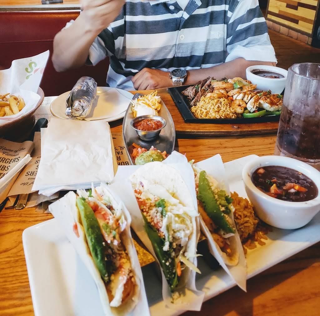 Chilis Grill & Bar | restaurant | 2011 N Rainbow Blvd, Las Vegas, NV 89108, USA | 7026381482 OR +1 702-638-1482