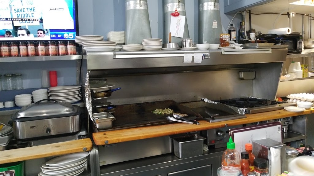 Edgebrook Coffee Shop | restaurant | 6322 N Central Ave, Chicago, IL 60646, USA | 7736573974 OR +1 773-657-3974