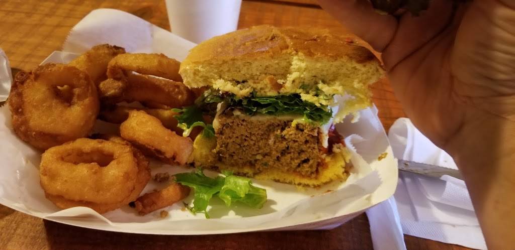 Red Shed Diner | restaurant | 212 Ascauga Lake Rd, Graniteville, SC 29829, USA | 8036630584 OR +1 803-663-0584