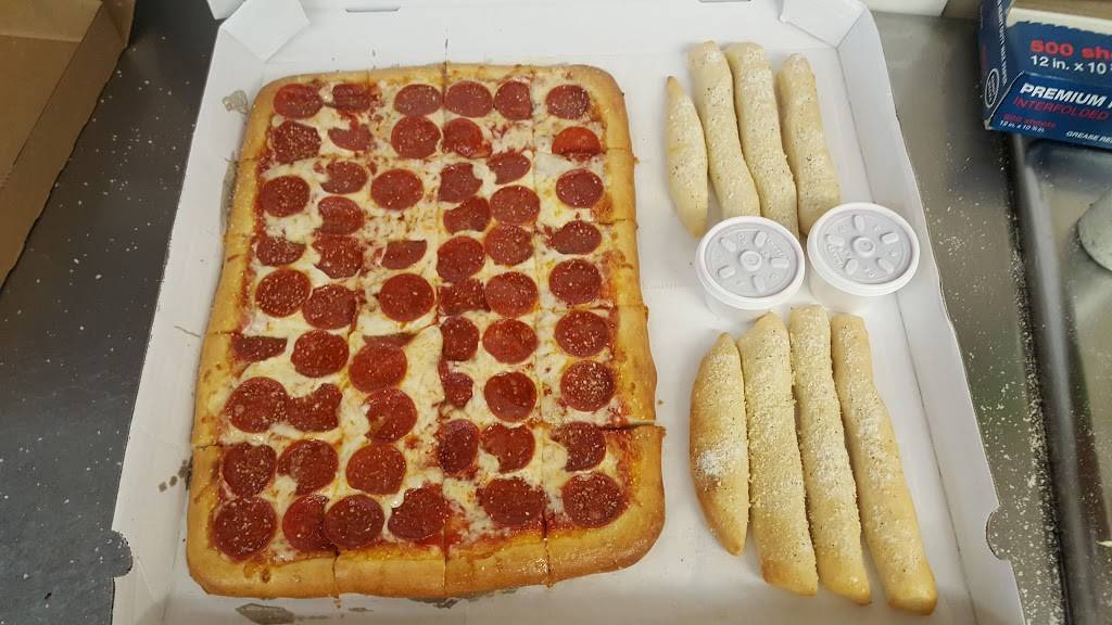 Granatos Pizza | restaurant | 1320 4th St NW F, New Philadelphia, OH 44663, USA | 3303435577 OR +1 330-343-5577