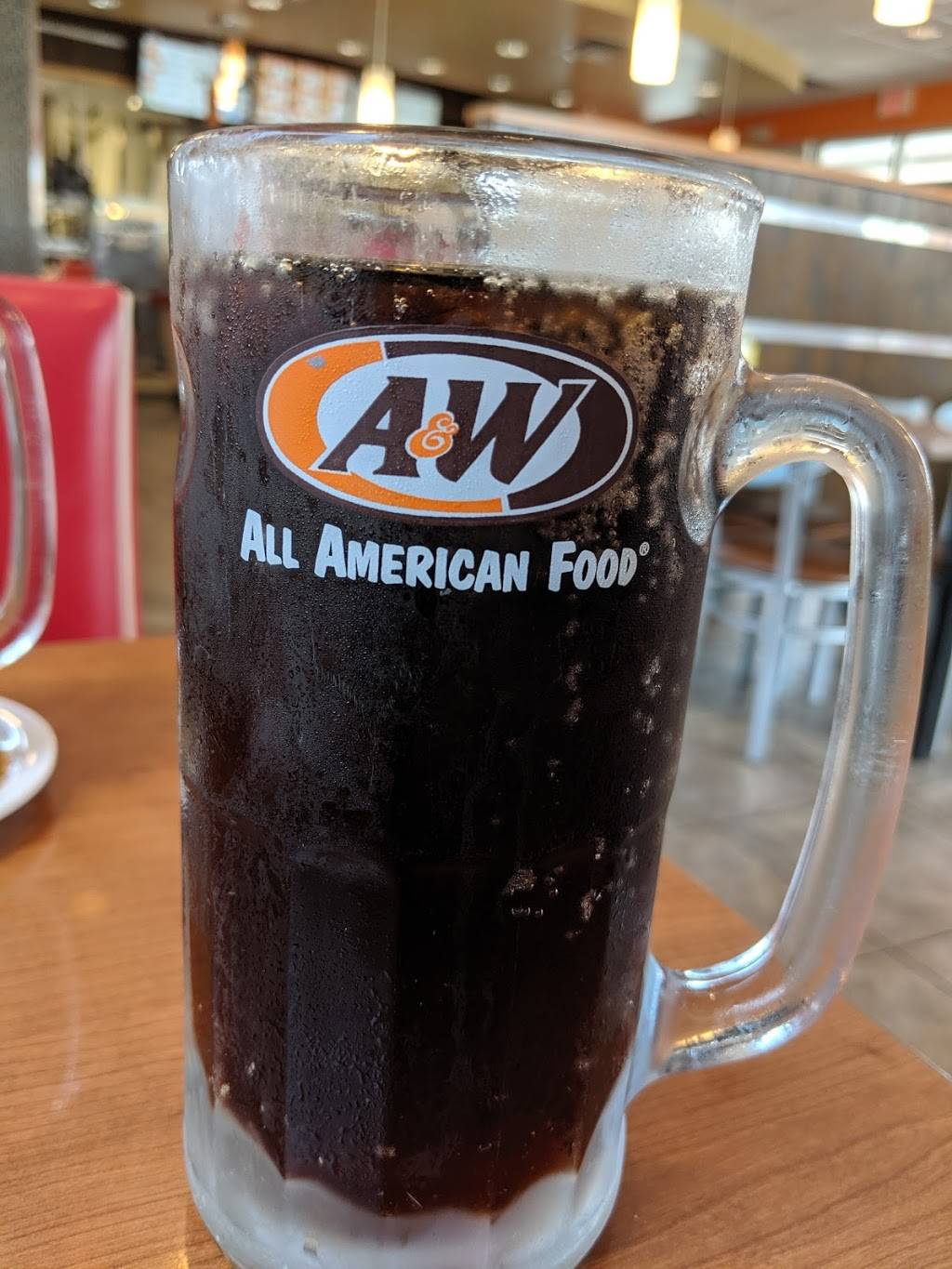 A&W | restaurant | 1514 Washington St, Midland, MI 48640, USA | 9898323811 OR +1 989-832-3811