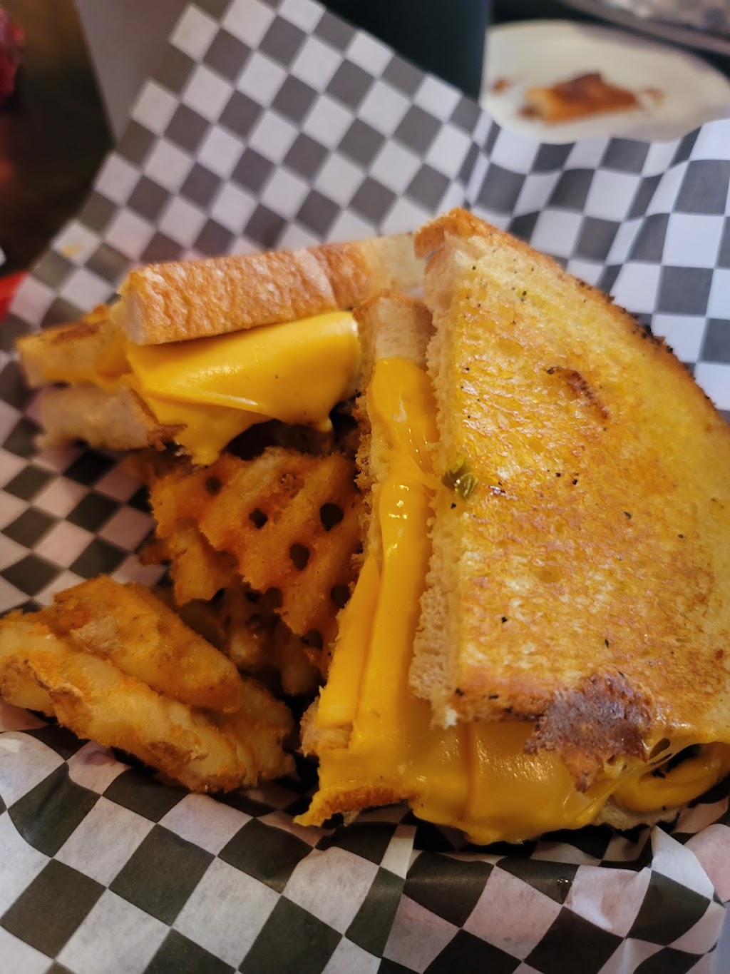 New Delhi Cafe | restaurant | 2 N Main St, Eureka Springs, AR 72632, USA | 4792532525 OR +1 479-253-2525