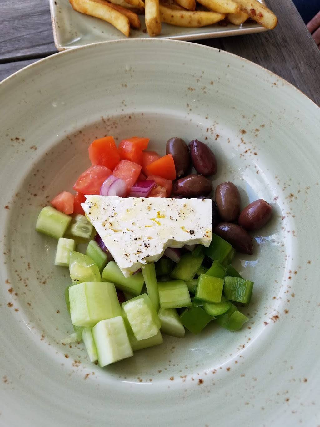 Tillies at the Clubhouse | restaurant | 2138 US-220 BUS, Bedford, PA 15522, USA | 8146245735 OR +1 814-624-5735