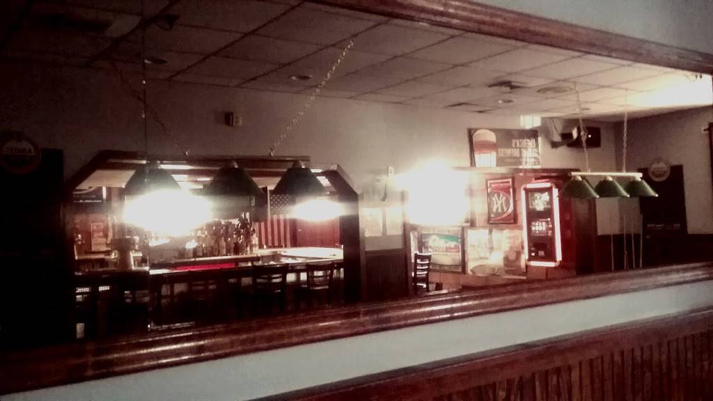 Lamplight Inn | restaurant | 169 Elmora Ave, Elizabeth, NJ 07202, USA | 9083525124 OR +1 908-352-5124