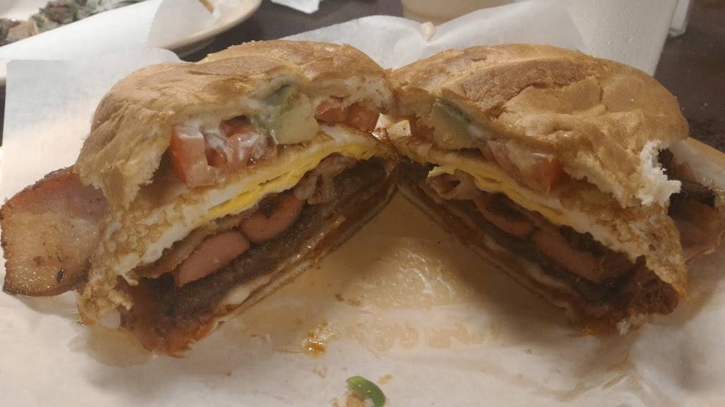 Chicago Sports Bar & Grill | restaurant | 4335 W 47th St, Chicago, IL 60632, USA | 7732541577 OR +1 773-254-1577