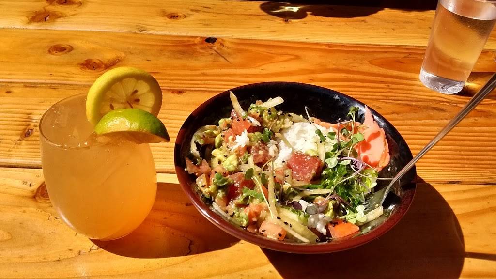 Pono Hawaiian Kitchen & Tap | restaurant | 3744 Capitola Rd, Santa Cruz, CA 95062, USA | 8314767458 OR +1 831-476-7458