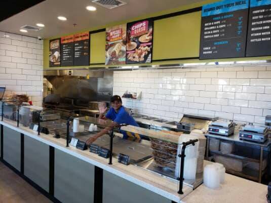 QDOBA Mexican Eats | restaurant | 327 S Oyster Bay Rd, Plainview, NY 11803, USA | 5165957526 OR +1 516-595-7526