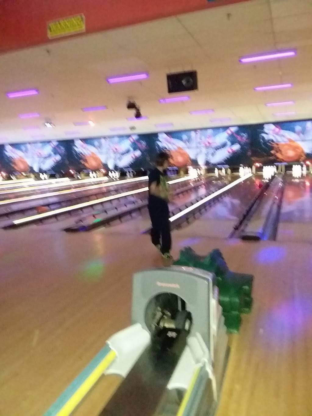 Royal Lanes Family Entertainment Center | meal takeaway | 106 Central Ave, Goose Creek, SC 29445, USA | 8435722695 OR +1 843-572-2695