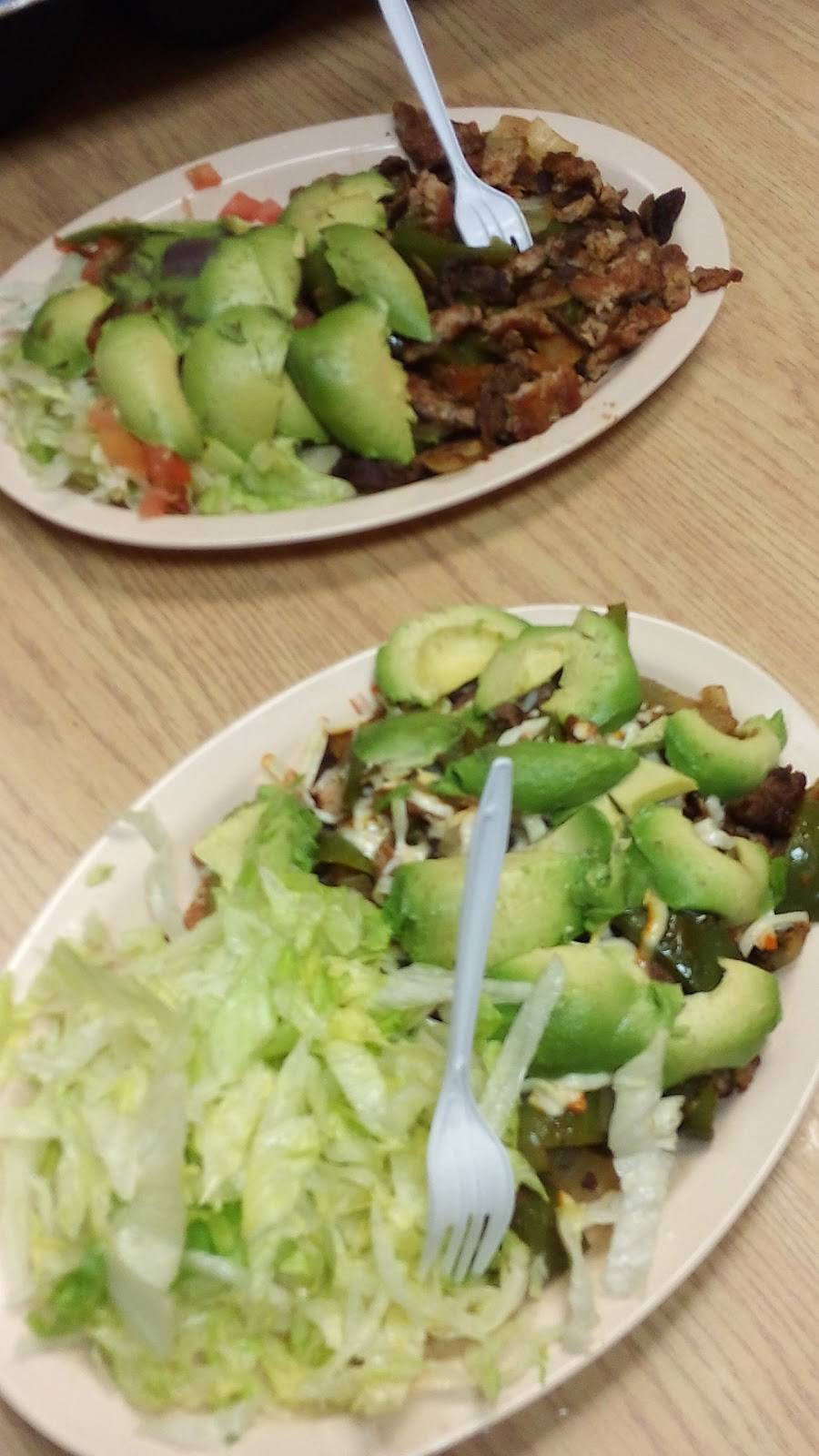 El Gallo Bravo | meal takeaway | 3909 W Belmont Ave, Chicago, IL 60618, USA | 7734813244 OR +1 773-481-3244