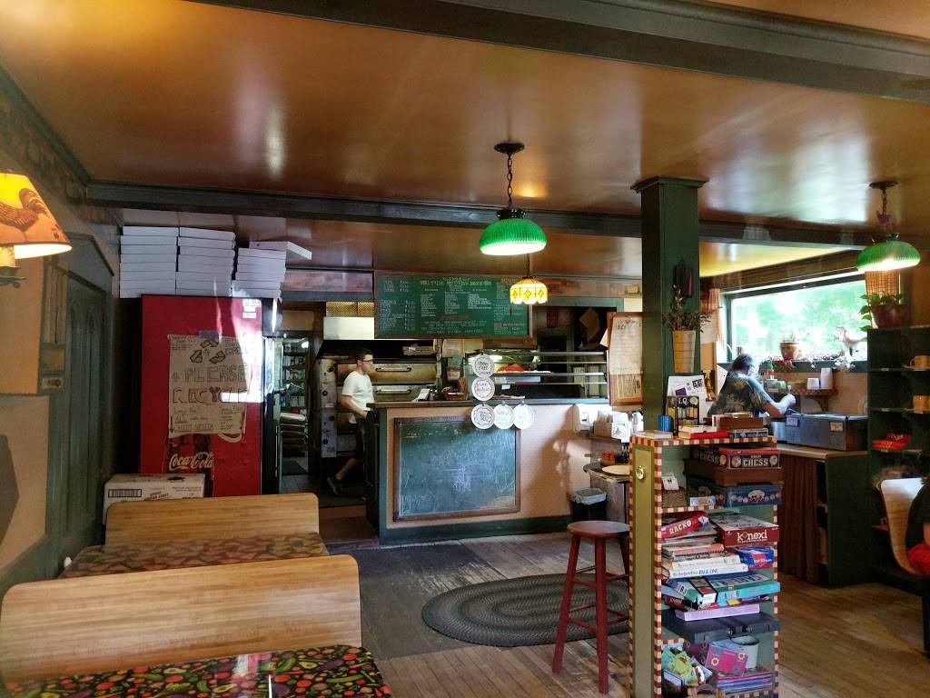 Countrypie Pizza Co. | restaurant | 343 Main St, Ashfield, MA 01330, USA | 4136284488 OR +1 413-628-4488