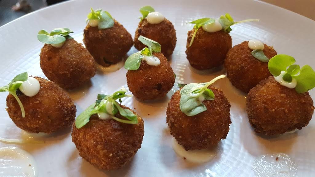 WP Kitchen + Bar | restaurant | 6706 Phillips Pl Ct C, Charlotte, NC 28210, USA | 7042950101 OR +1 704-295-0101