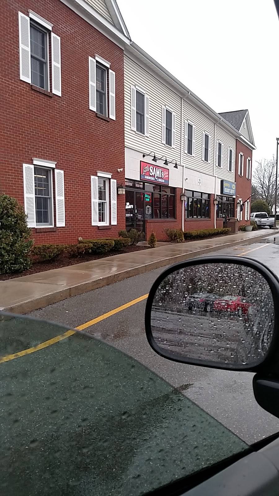 Little Samis | restaurant | 1145 W Chestnut St, Brockton, MA 02301, USA | 5084364766 OR +1 508-436-4766