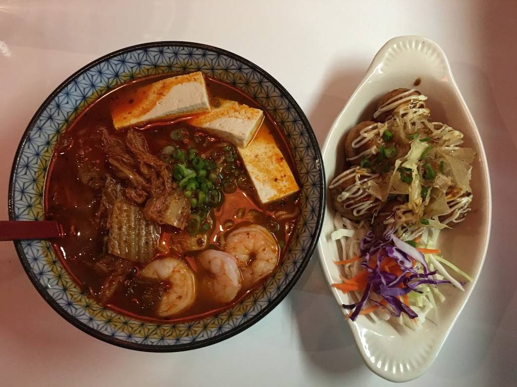 Bonsai Sushi | restaurant | 308 S 9th St ste 105, Columbia, MO 65201, USA | 5734411001 OR +1 573-441-1001