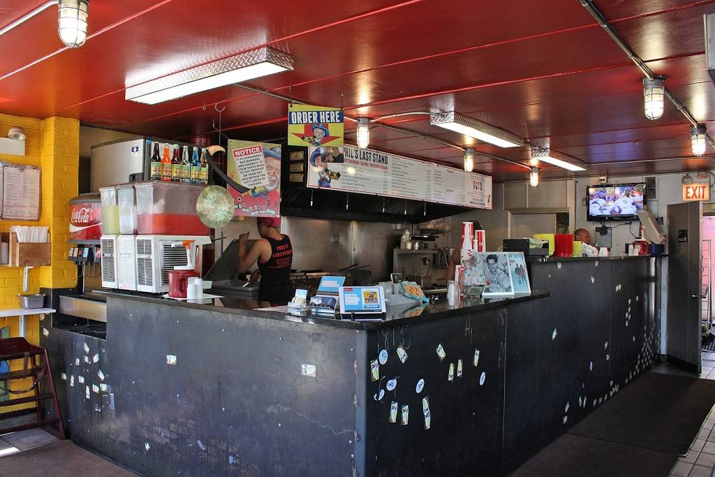 Fatsos Last Stand | restaurant | 2258 W Chicago Ave, Chicago, IL 60622, USA | 7732453287 OR +1 773-245-3287