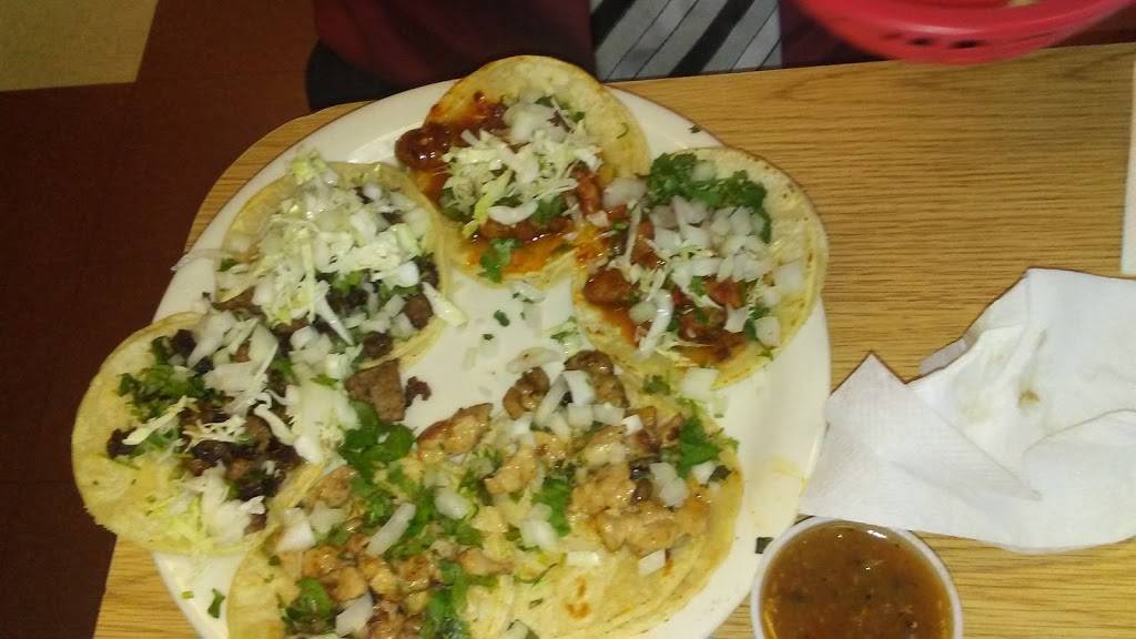 Chips and Salsa Mexican Grill | restaurant | 303 Foothill Blvd, Rialto, CA 92376, USA | 9094210963 OR +1 909-421-0963