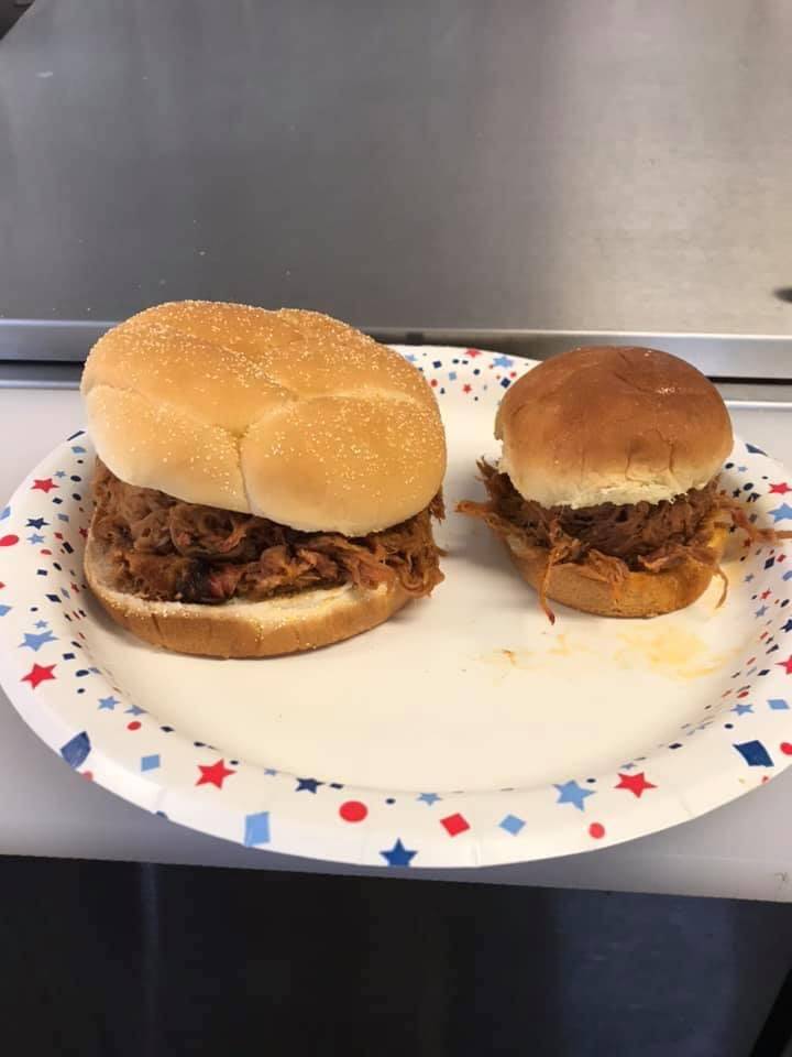 Tailgaters BBQ | restaurant | 10542 IN-246, Coal City, IN 47427, USA | 8125855388 OR +1 812-585-5388