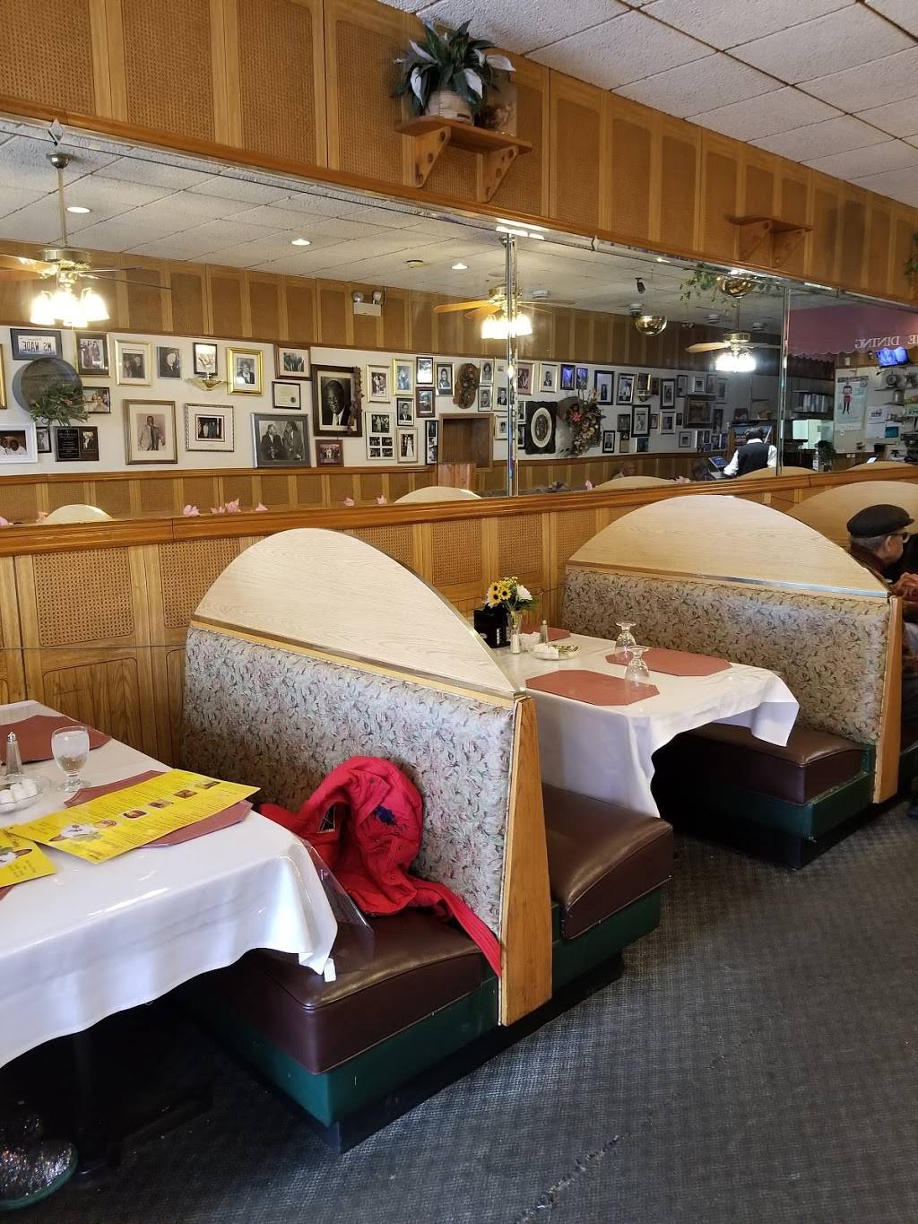 Josephines Cooking | restaurant | 436 E 79th St, Chicago, IL 60619, USA | 7734872900 OR +1 773-487-2900