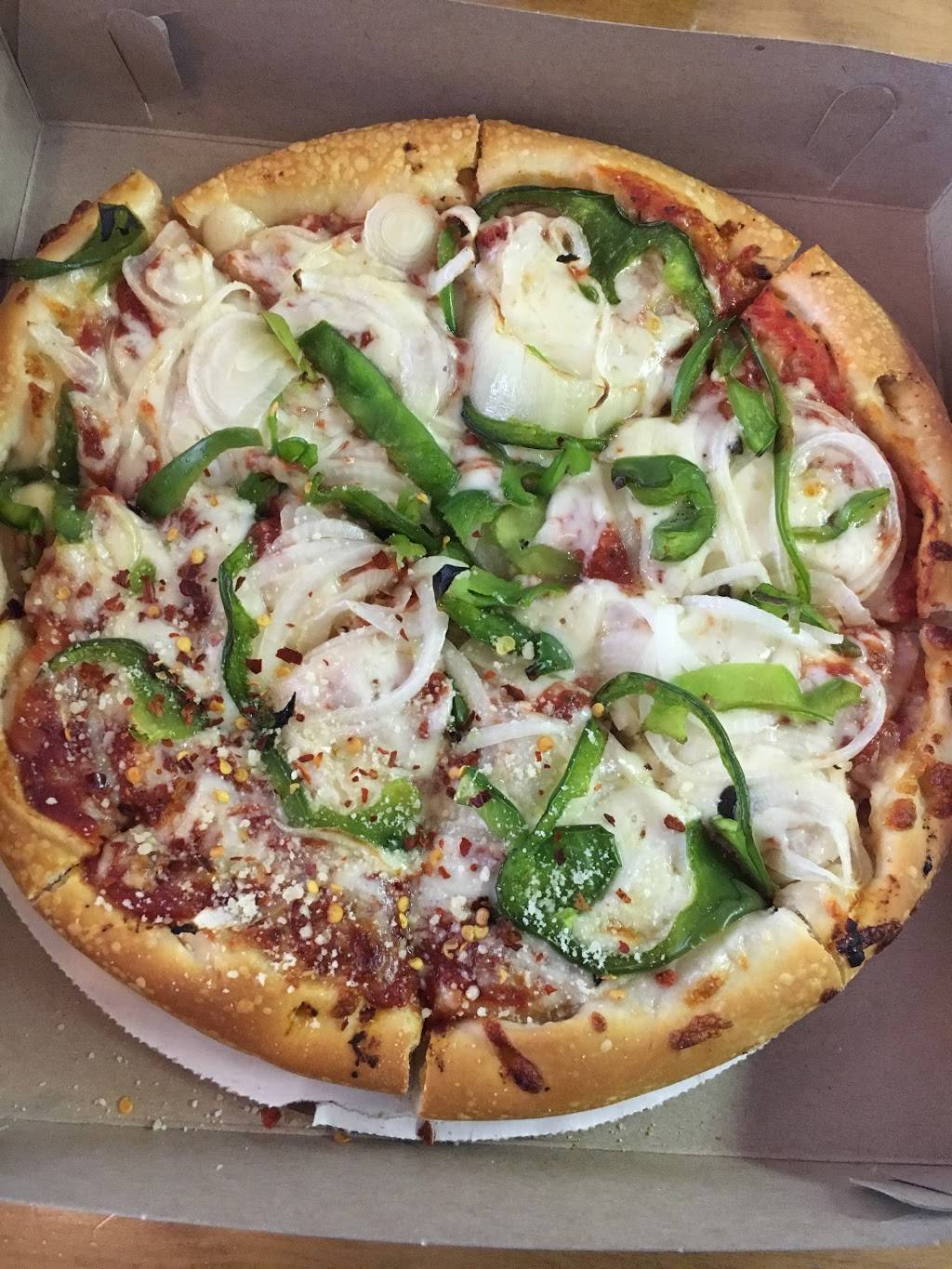 Christos Famous Pizza | restaurant | 20 Holden St, North Adams, MA 01247, USA | 4136623500 OR +1 413-662-3500