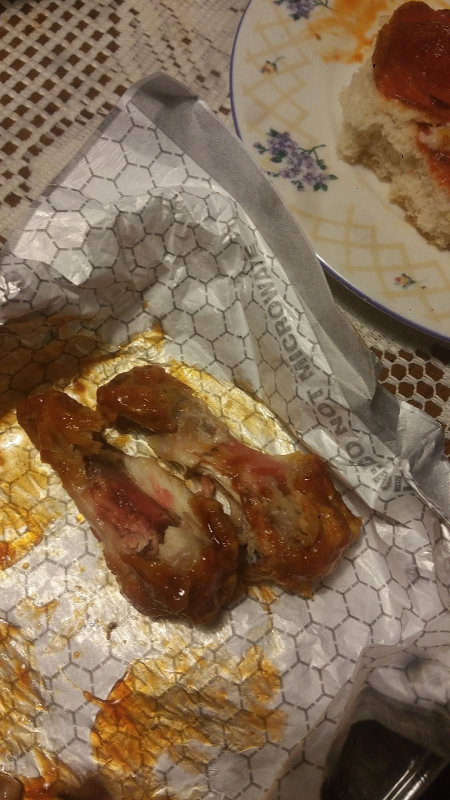 Pizza Hut | meal takeaway | 10639 E Briarwood Ave space b1, Centennial, CO 80112, USA | 3037996566 OR +1 303-799-6566