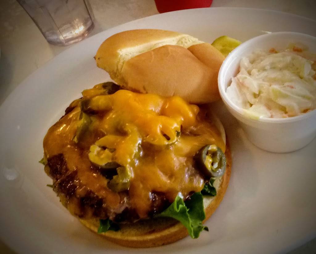 Little Chef | restaurant | 1332 Riverside Dr, McHenry, IL 60050, USA | 8153859752 OR +1 815-385-9752