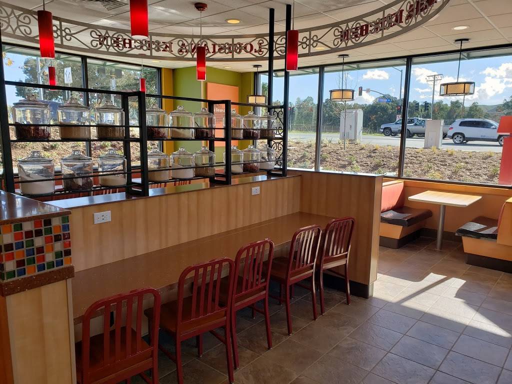 Popeyes Louisiana Kitchen | restaurant | 29235 Central Ave, Lake Elsinore, CA 92532, USA | 9514713343 OR +1 951-471-3343