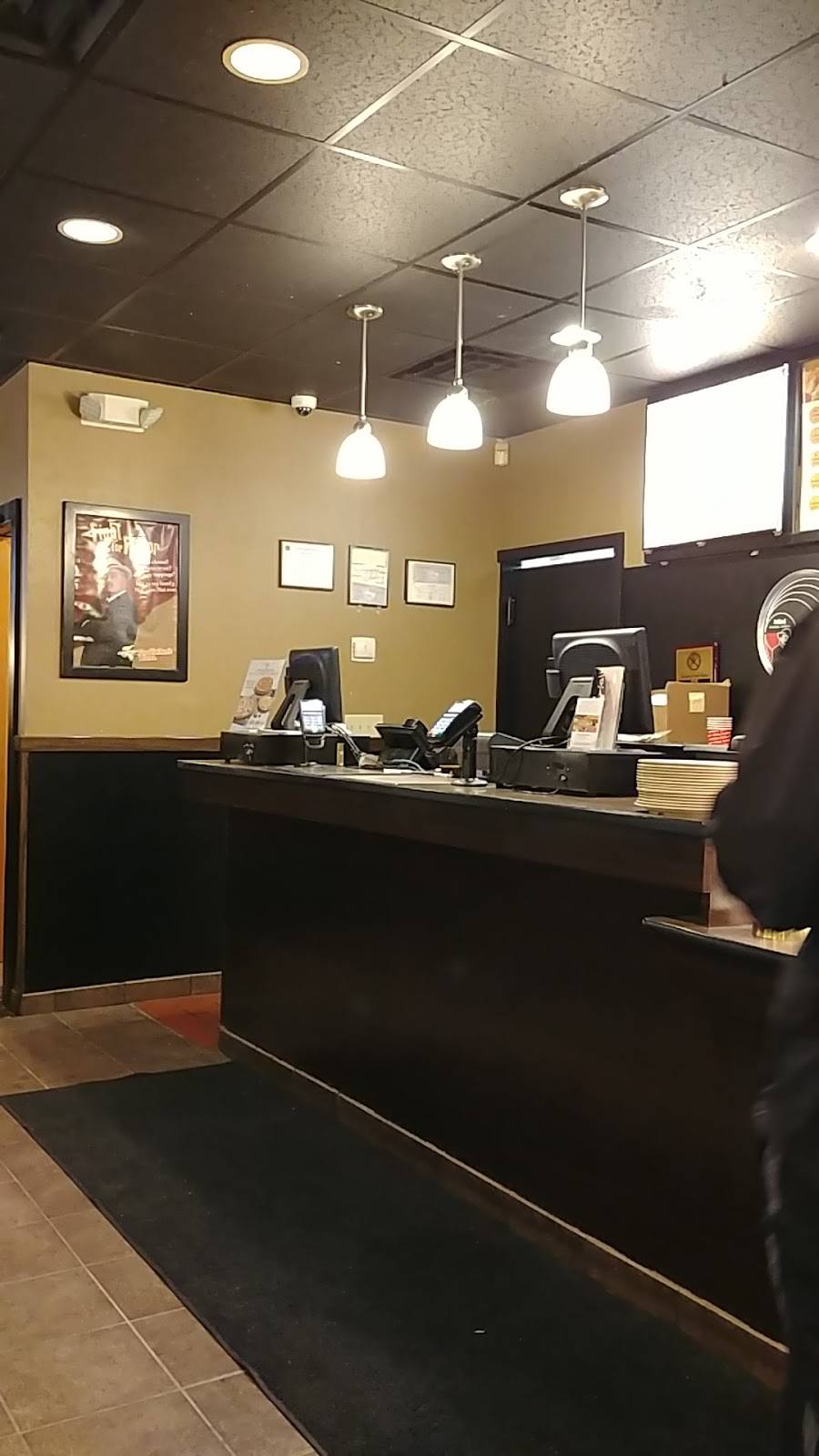 Godfathers Pizza | meal delivery | 5220 S 48th St, Lincoln, NE 68516, USA | 4024834129 OR +1 402-483-4129