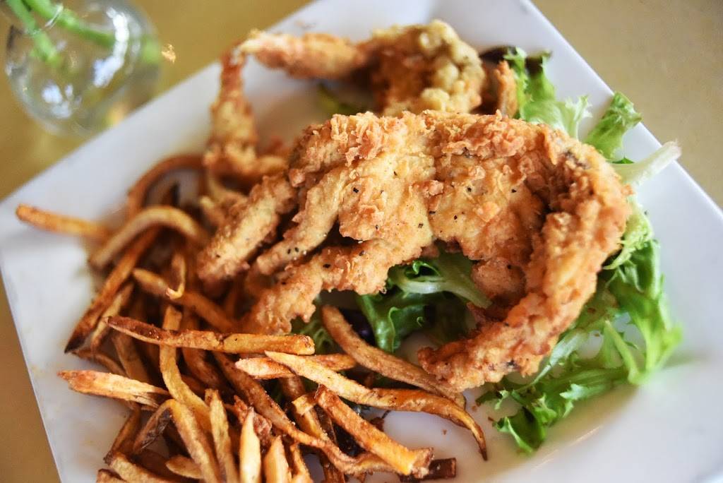 Roosters Southern Kitchen | restaurant | 804 S Croatan Hwy, Kill Devil Hills, NC 27948, USA | 2524414594 OR +1 252-441-4594