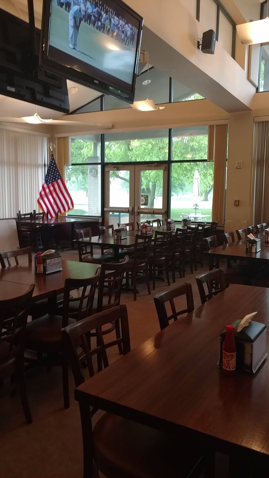 Mulligans Sports Bar and Grille | restaurant | 829 Green Way, Dover, DE 19901, USA | 3026776038 OR +1 302-677-6038