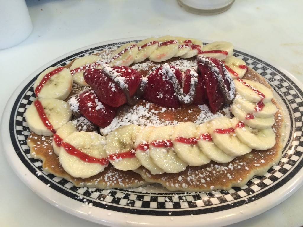 Cozy Corner Restaurant and Pancake House | bakery | 2294 N Milwaukee Ave, Chicago, IL 60647, USA | 7732762215 OR +1 773-276-2215