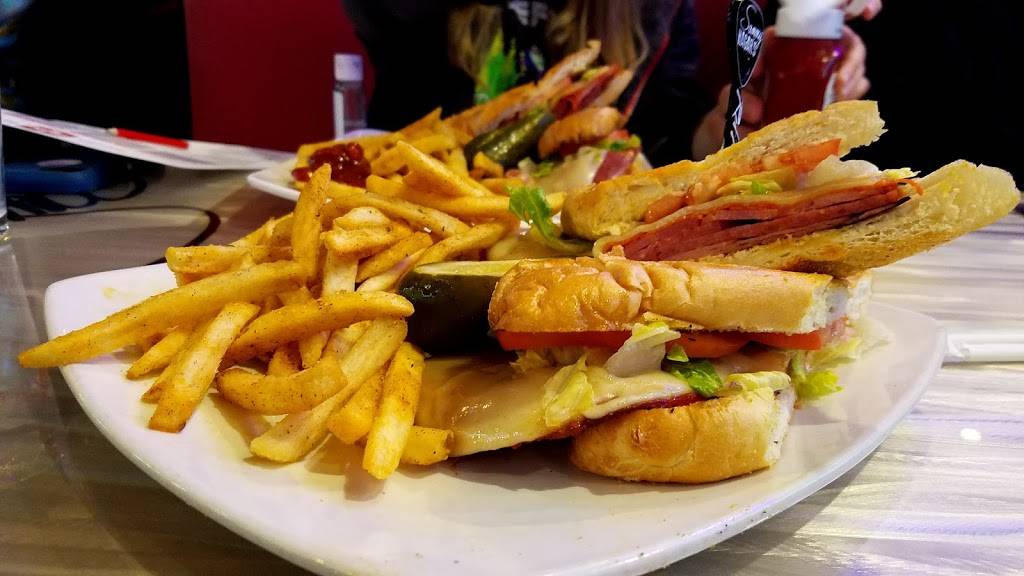 Sports Bar & Grill | restaurant | 1550 Ingram Blvd, West Memphis, AR 72301, USA | 8004676182 OR +1 800-467-6182