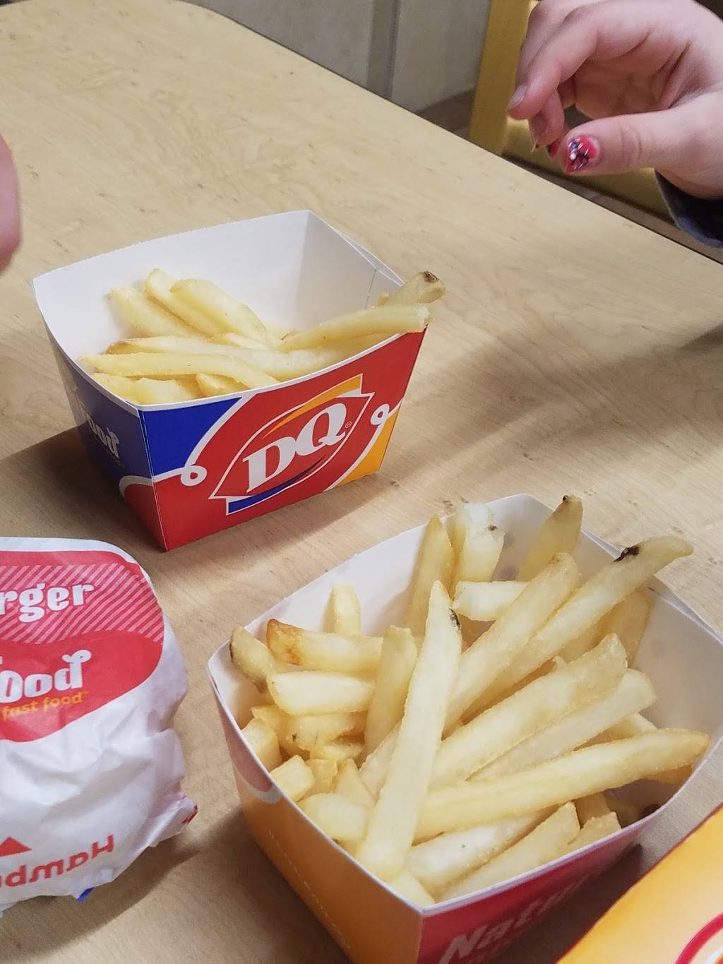 Dairy Queen Grill & Chill | restaurant | 1735 Memorial Blvd, Murfreesboro, TN 37129, USA | 6158934637 OR +1 615-893-4637