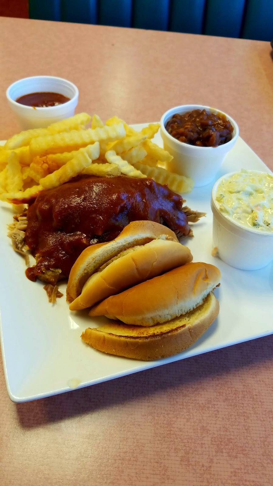 Reeses Bar-B-Q | restaurant | 4606 Winchester Rd, Memphis, TN 38118, USA | 9013661497 OR +1 901-366-1497