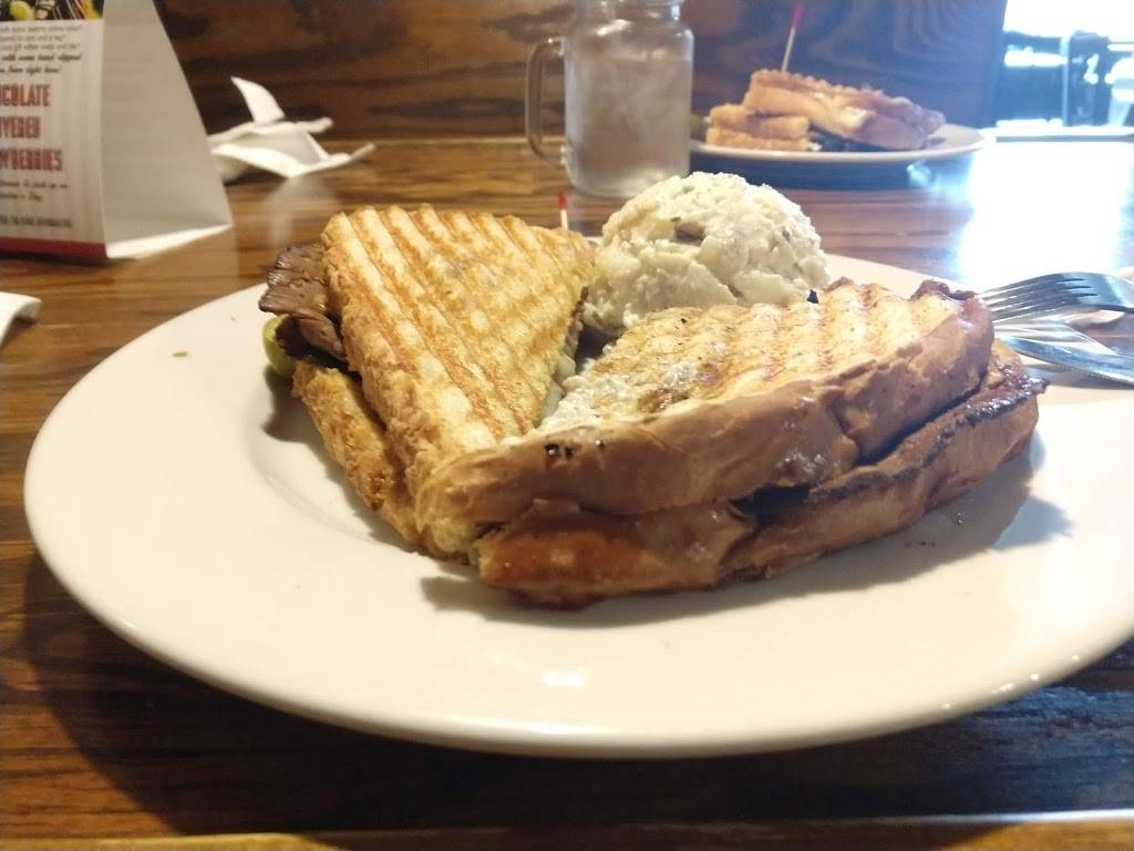 Burke Perk Bake Shop & Bistro | bakery | 618 N Liberty St, Waynesboro, GA 30830, USA | 7065547677 OR +1 706-554-7677