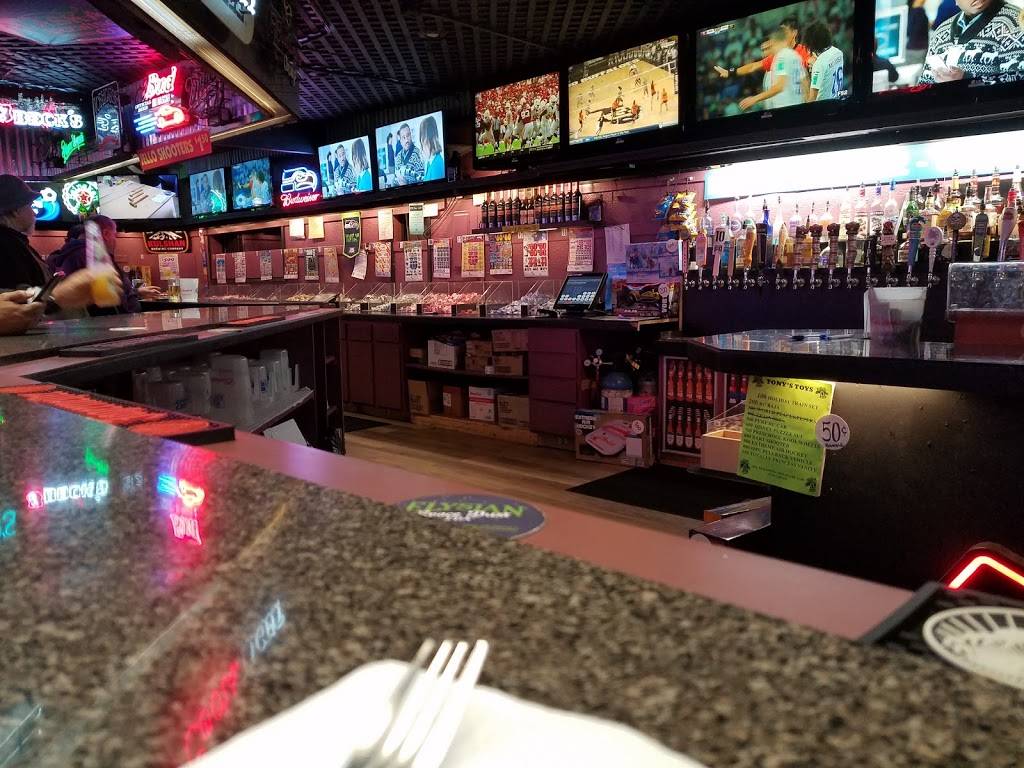 Cocoanut Grove | restaurant | 710 Marine Dr, Bellingham, WA 98225, USA | 3606716756 OR +1 360-671-6756