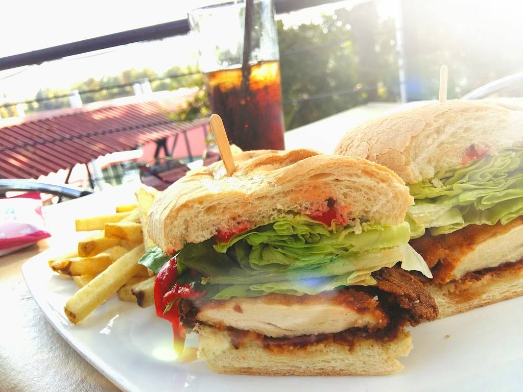 Pearl On the River | restaurant | 1379 Garden Hwy, Sacramento, CA 95833, USA | 9165673275 OR +1 916-567-3275