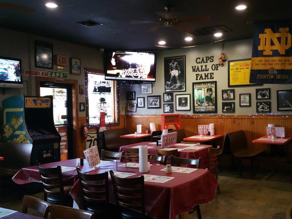 Caps Pizza | restaurant | 725 27th Ave SW, Vero Beach, FL 32968, USA | 7727702277 OR +1 772-770-2277