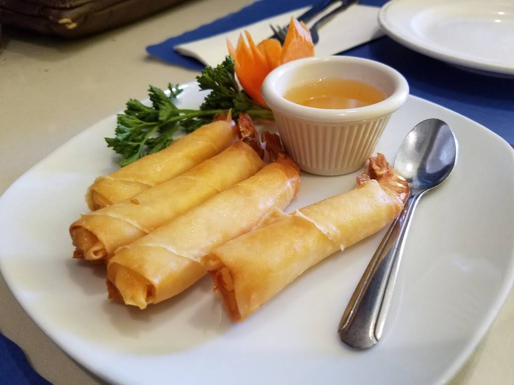 Lemon Thai Cuisine | restaurant | 555 Washington St, Wellesley, MA 02482, USA | 7812376996 OR +1 781-237-6996