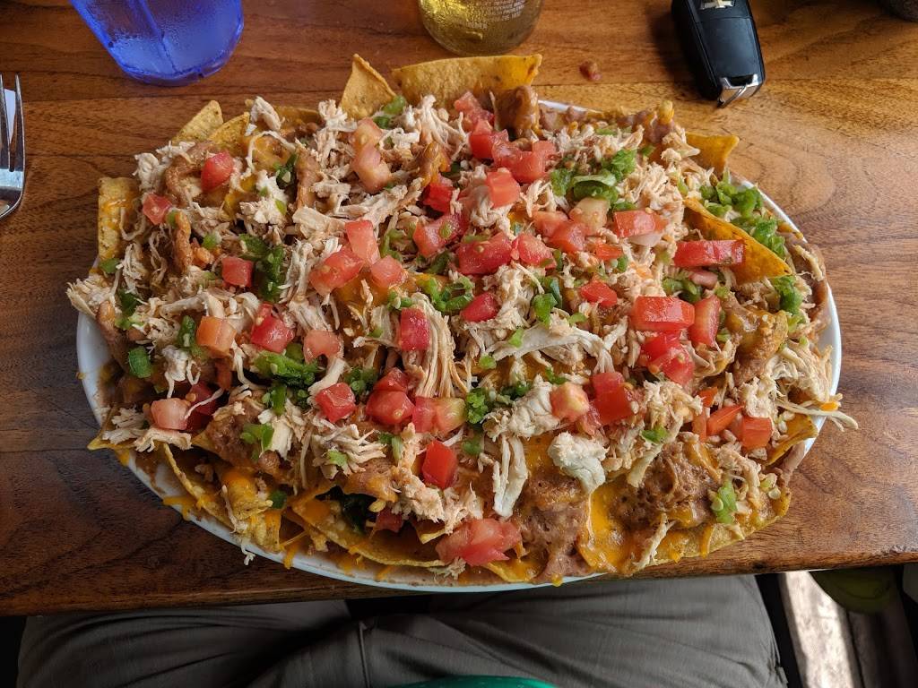 El Azteco | restaurant | 225 Ann St, East Lansing, MI 48823, USA | 5173519111 OR +1 517-351-9111