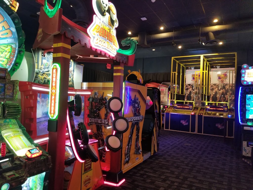Dave & Busters | restaurant | 40 Providence Pl, Providence, RI 02903, USA | 4012704555 OR +1 401-270-4555