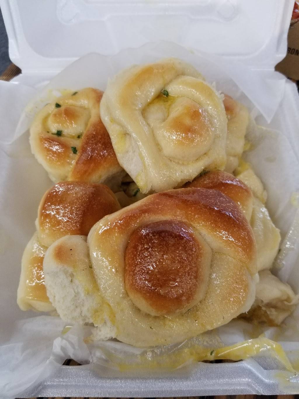 Nicky Ds Pizza | restaurant | 356 N Central Ave, Umatilla, FL 32784, USA | 3526692400 OR +1 352-669-2400