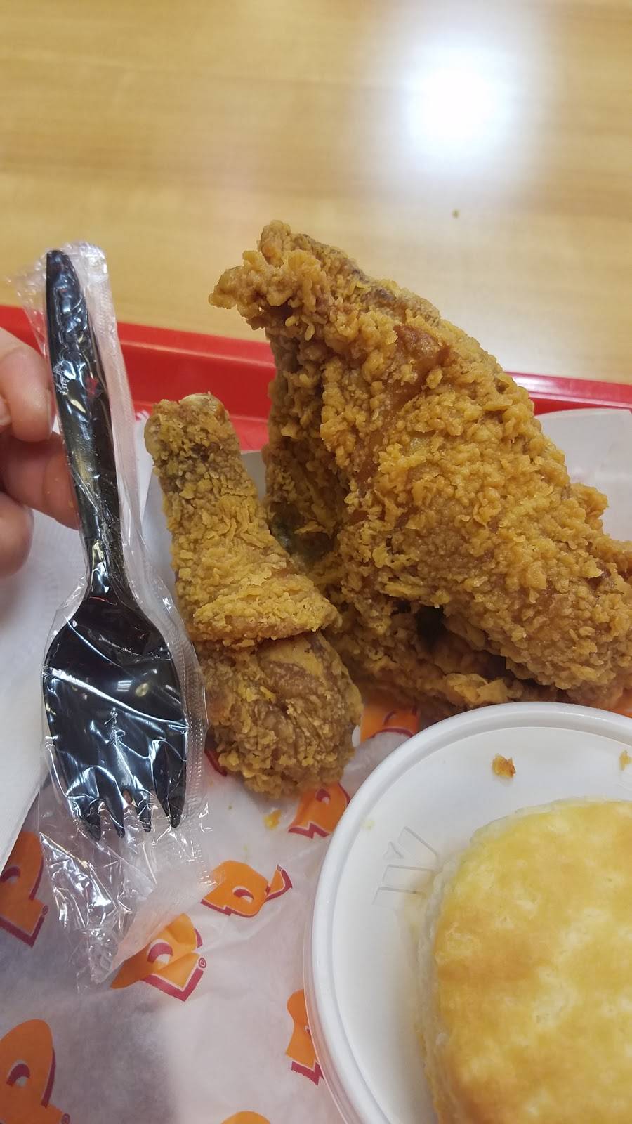 Popeyes Louisiana Kitchen | restaurant | 1380 W Irving Park Rd, Hanover Park, IL 60133, USA | 6308372206 OR +1 630-837-2206