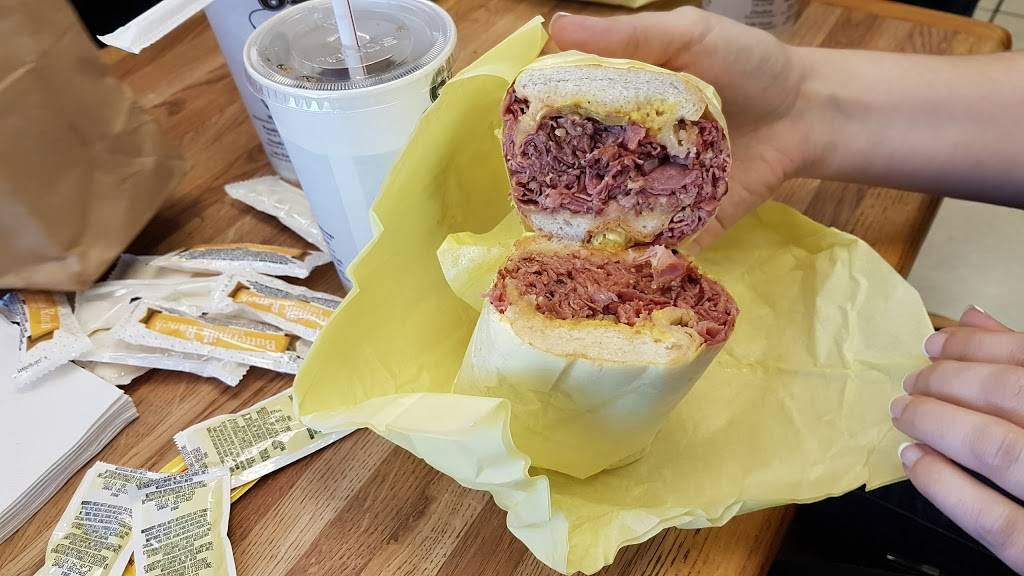 The Hat | restaurant | 611 W Rte 66, Glendora, CA 91740, USA | 6268570017 OR +1 626-857-0017